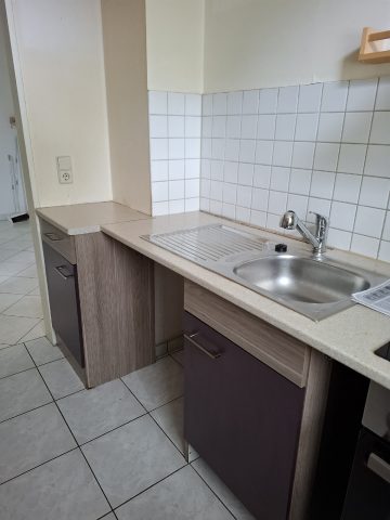 kleine und gemütliche Dreizimmerwohnung  in Großbreitenbach mit ablösbarer Einbauküche